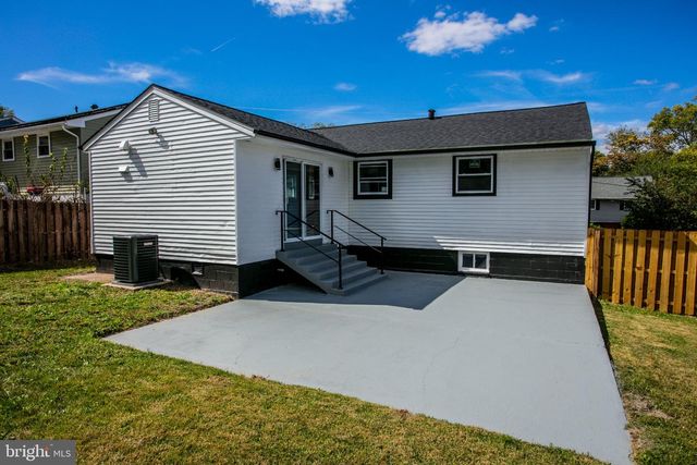2310 ROSLYN AVE, District Heights, MD 20747