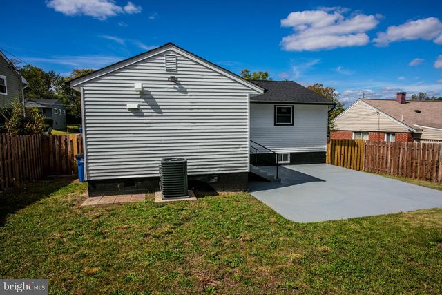 2310 ROSLYN AVE, District Heights, MD 20747