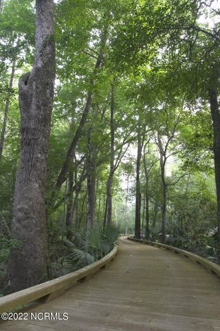 569 Lindgrove Place SW, Ocean Isle Beach, NC 28469