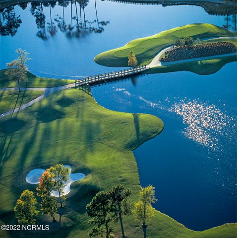 569 Lindgrove Place SW, Ocean Isle Beach, NC 28469