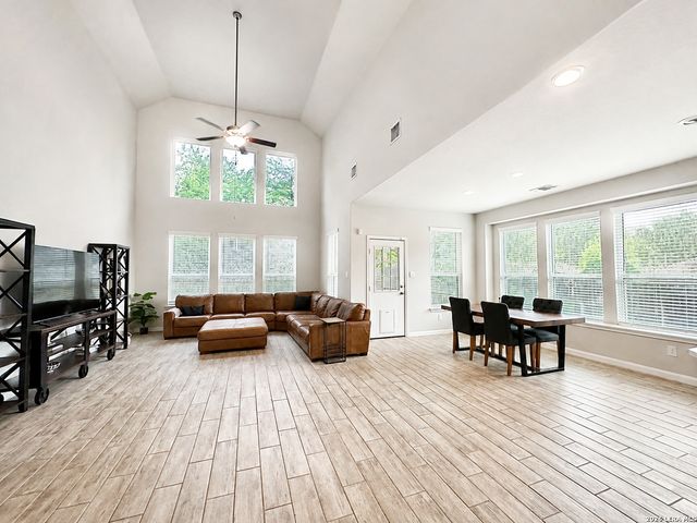 32381 Lavender, Bulverde, TX 78163