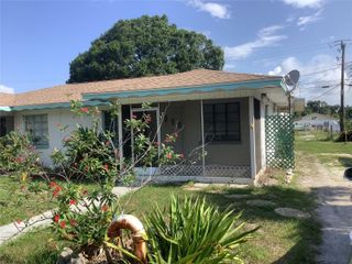 2015 PALM TERRACE, Sarasota, FL 34231