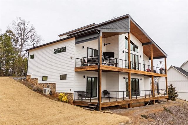 4232 Bayridge Drive, Gainesville, GA 30565