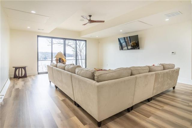 4232 Bayridge Drive, Gainesville, GA 30565