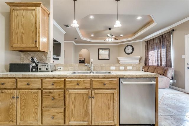 1873 Sandpiper Drive, Weatherford, TX 76088