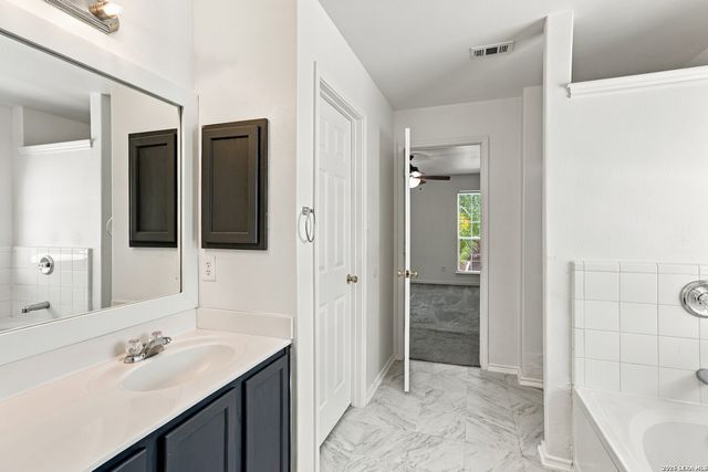 1722 Goldgap Fox, San Antonio, TX 78245