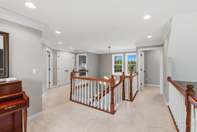 N61W29060 Parkside PLACE, Hartland, WI 53029
