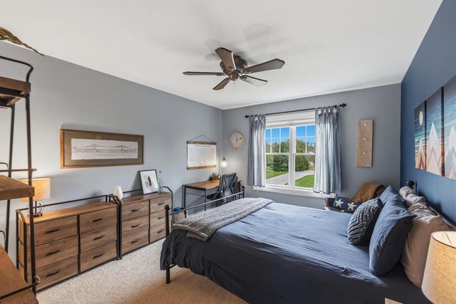 N61W29060 Parkside PLACE, Hartland, WI 53029
