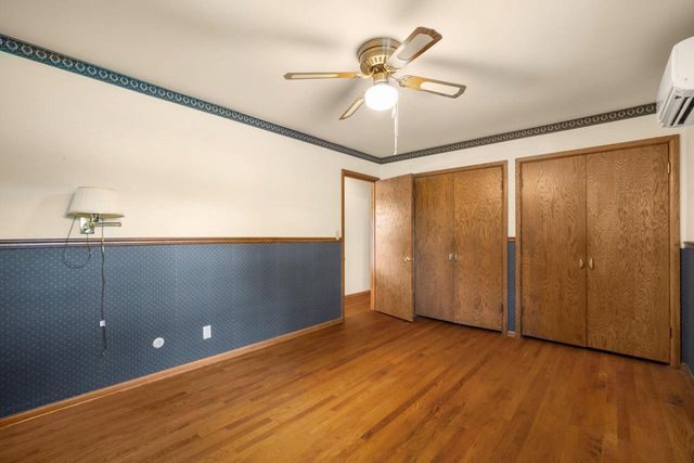 1504 W Decorah ROAD, West Bend, WI 53095