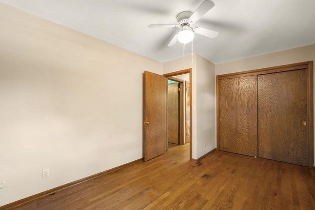 1504 W Decorah ROAD, West Bend, WI 53095