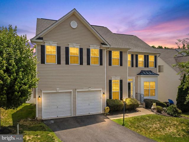 3132 EAGLE RIDGE DR, Woodbridge, VA 22191