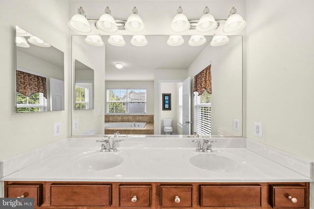 3132 EAGLE RIDGE DR, Woodbridge, VA 22191