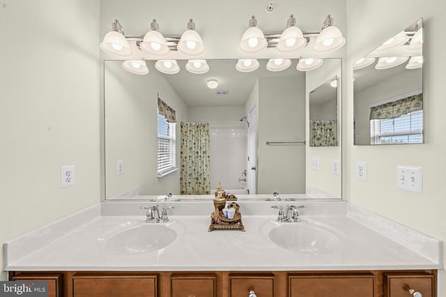 3132 EAGLE RIDGE DR, Woodbridge, VA 22191