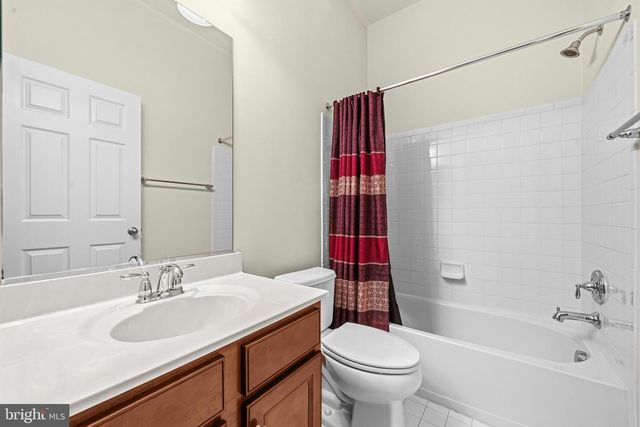 3132 EAGLE RIDGE DR, Woodbridge, VA 22191