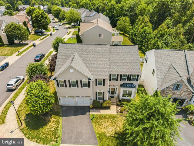 3132 EAGLE RIDGE DR, Woodbridge, VA 22191
