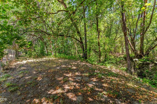3889 Williams Highway, Grants Pass, OR 97527