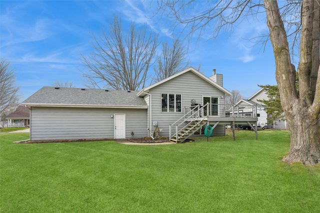 1316 E Girard Avenue, Indianola, IA 50125
