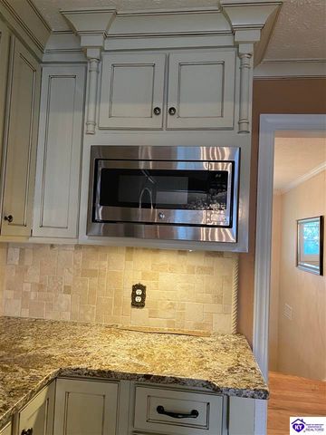 591 Rue La Grande, Elizabethtown, KY 42701