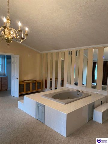 591 Rue La Grande, Elizabethtown, KY 42701