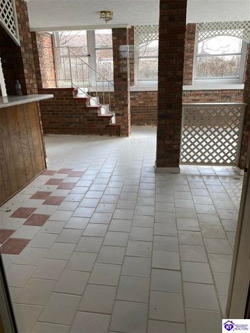 591 Rue La Grande, Elizabethtown, KY 42701