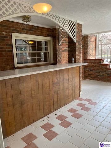 591 Rue La Grande, Elizabethtown, KY 42701