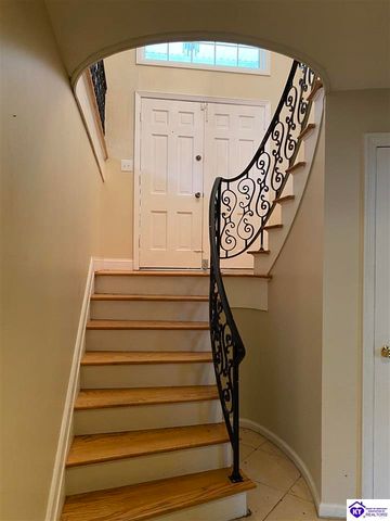 591 Rue La Grande, Elizabethtown, KY 42701