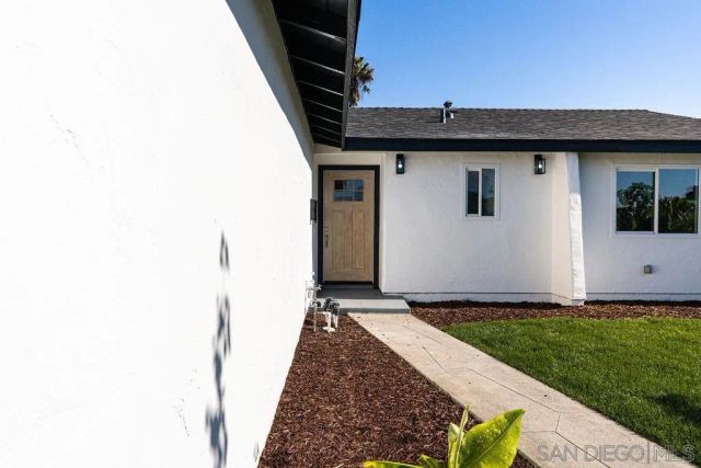 167 S Wedgewood Dr, San Diego, CA 92114