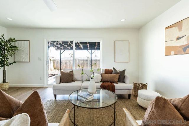 167 S Wedgewood Dr, San Diego, CA 92114