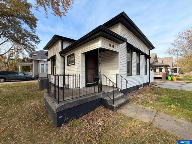 1635 S 13th Street, Lincoln, NE 68502