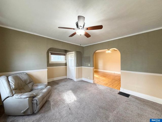 1635 S 13th Street, Lincoln, NE 68502