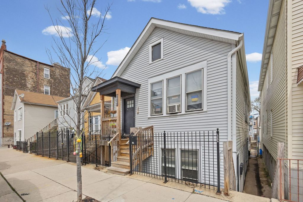 2921 S Bonfield Street, Chicago, IL 60608