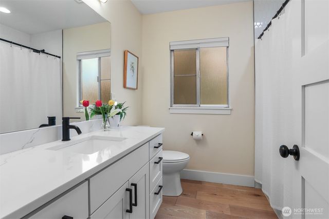 12328 38th Avenue NE, Seattle, WA 98125