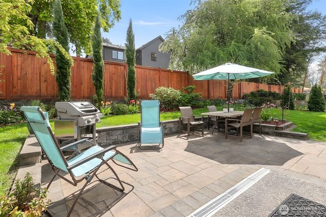 12328 38th Avenue NE, Seattle, WA 98125
