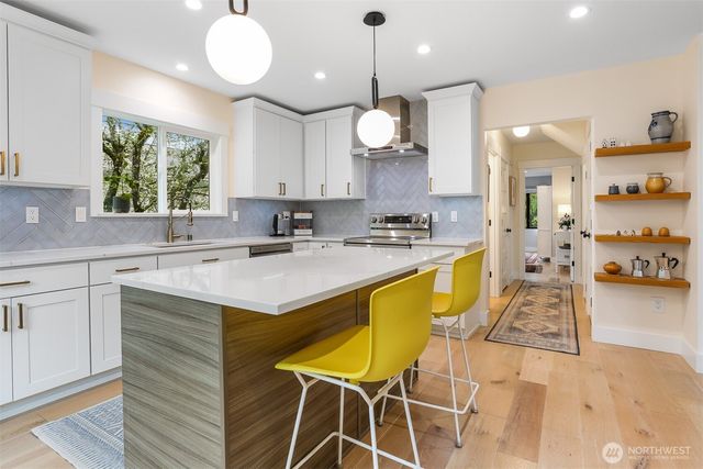 12328 38th Avenue NE, Seattle, WA 98125