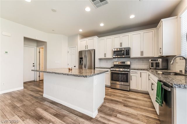 360 Misterioso Street, Henderson, NV 89011