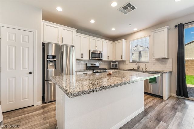 360 Misterioso Street, Henderson, NV 89011