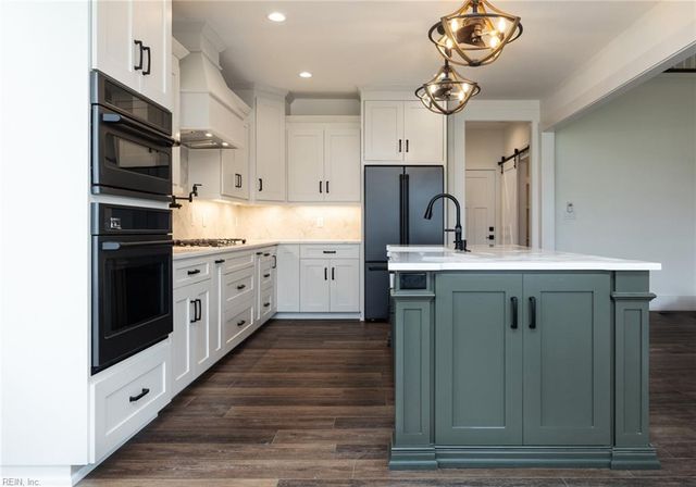 8904 River CRES, Suffolk, VA 23433