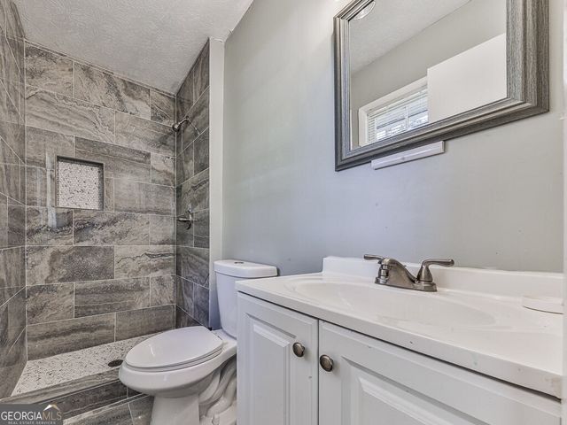 6266 Auburn Drive, Riverdale, GA 30296