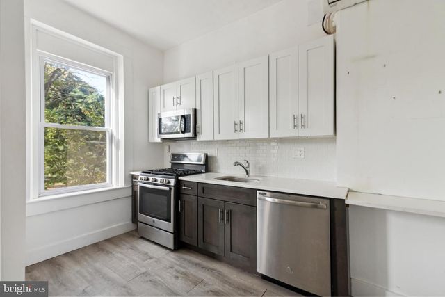 125 W SUSQUEHANNA AVE, Philadelphia, PA 19122
