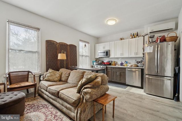 125 W SUSQUEHANNA AVE, Philadelphia, PA 19122