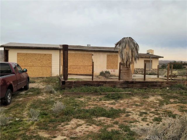 7605 E Obsidian, Cantil, CA 93519