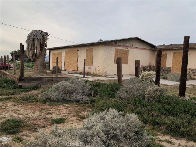 7605 E Obsidian, Cantil, CA 93519
