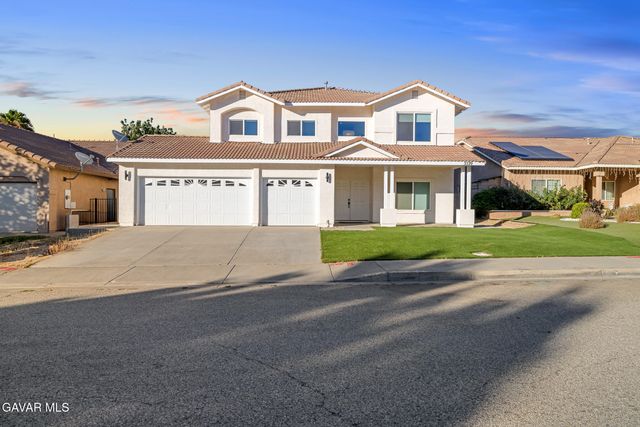 3339 Sungate Drive, Palmdale, CA 93551
