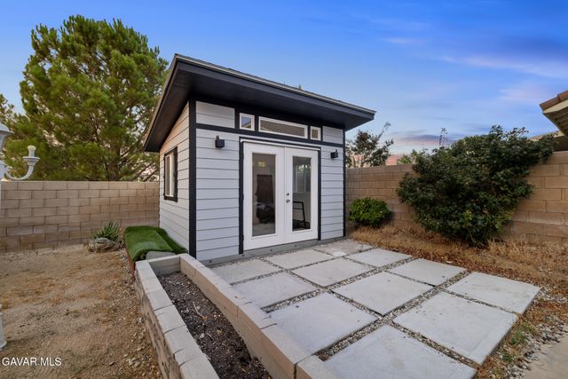 3339 Sungate Drive, Palmdale, CA 93551