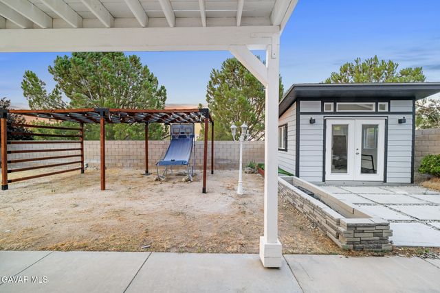 3339 Sungate Drive, Palmdale, CA 93551