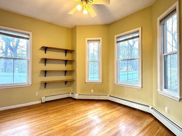 6 Rockland Place 6, Newton, MA 02464