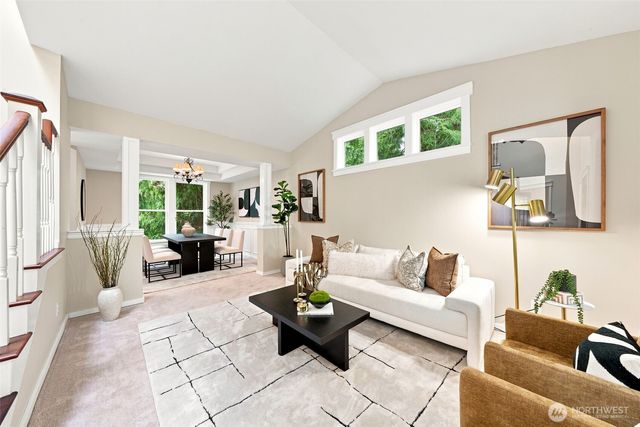 451 211th Avenue NE, Sammamish, WA 98074
