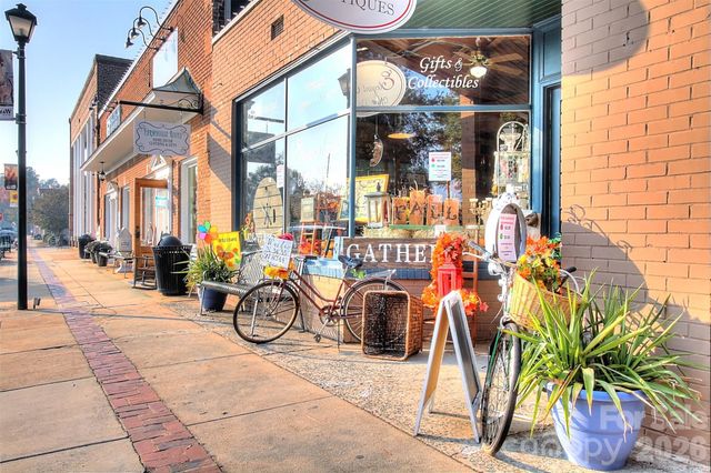 7000 Waxhaw Crossing Drive, Waxhaw, NC 28173