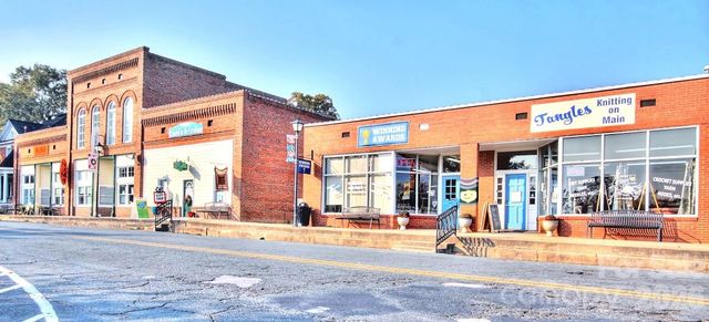 7000 Waxhaw Crossing Drive, Waxhaw, NC 28173