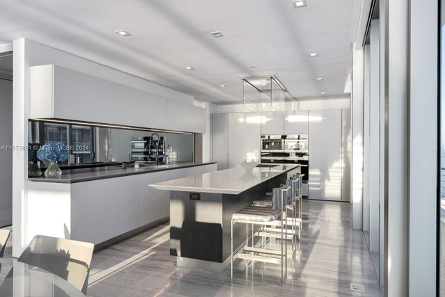 3651 Collins Ave 800, Miami Beach, FL 33140